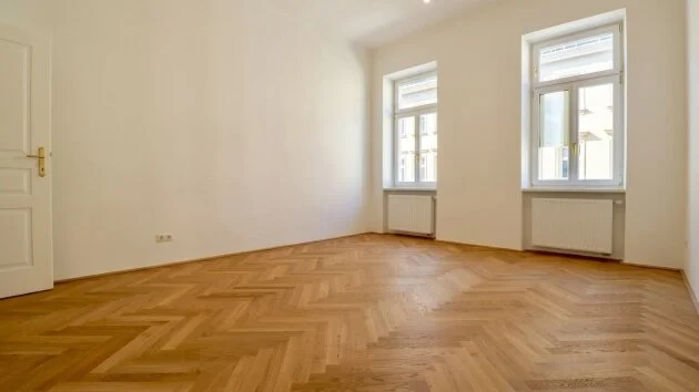 Hell, hoch, frisch saniert – Altbaucharme mit Erstbezugsqualität