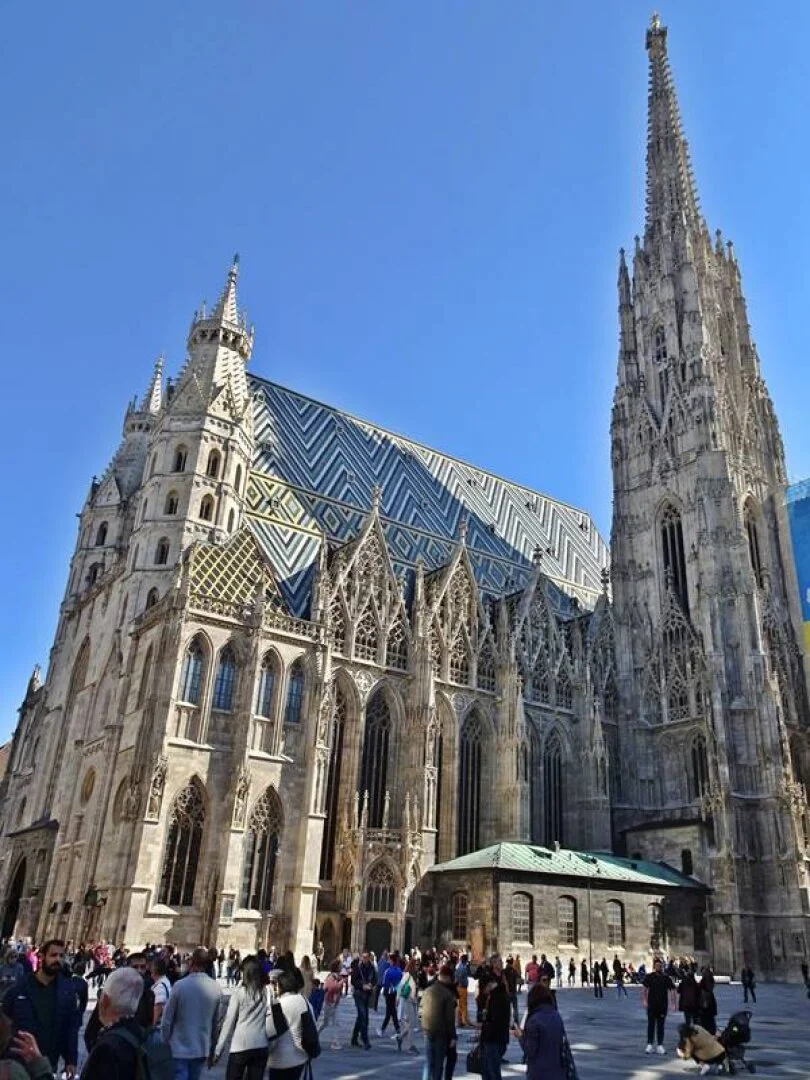 Bestlage beim Stephansdom       Design & Wellness zum fairen Preis